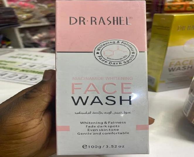 Dr Rashel Niacinamide Whitening Face Wash in Pakistan - Image